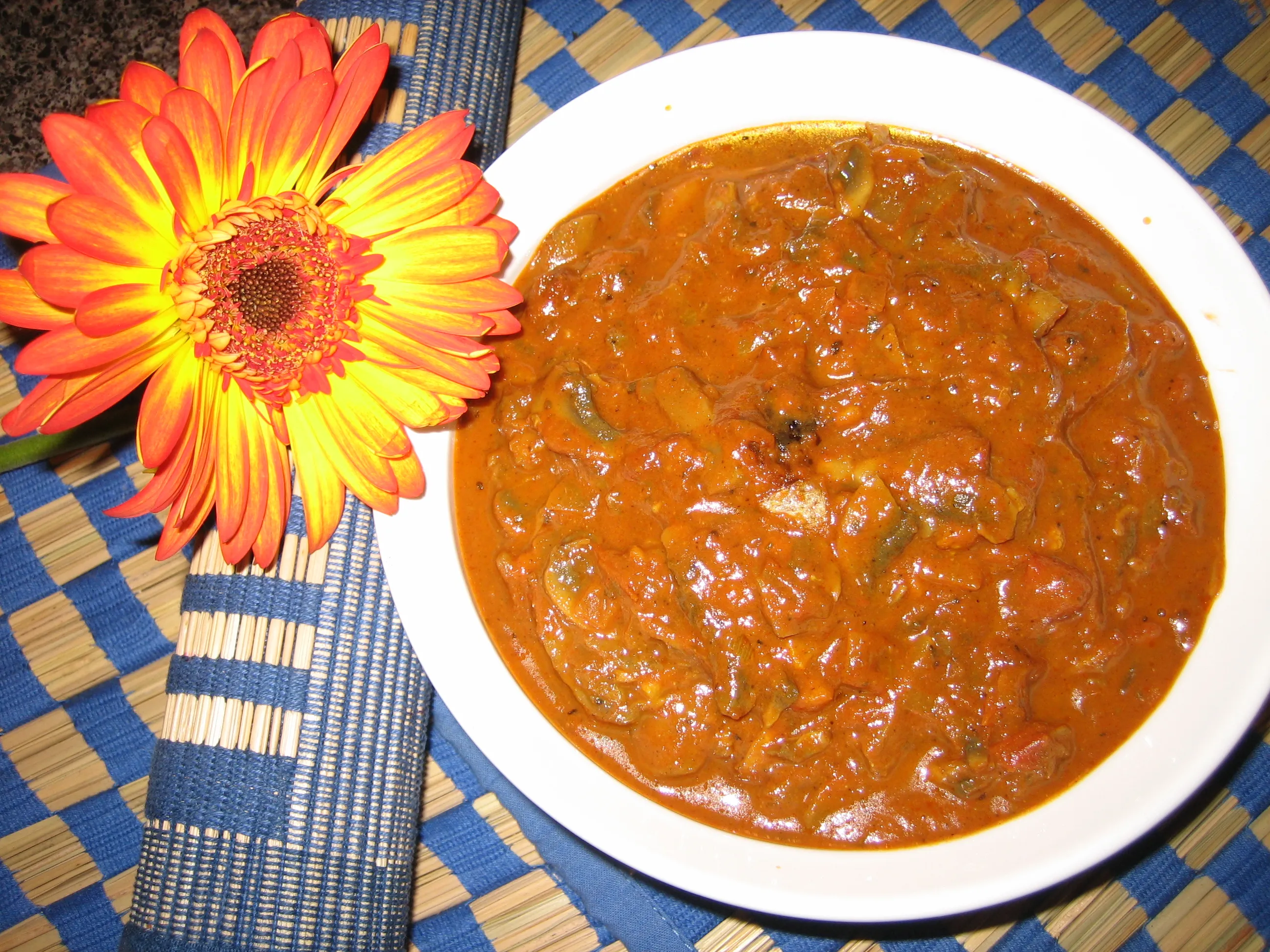 Curry in a hurry – Pasta sauce mushroom masala