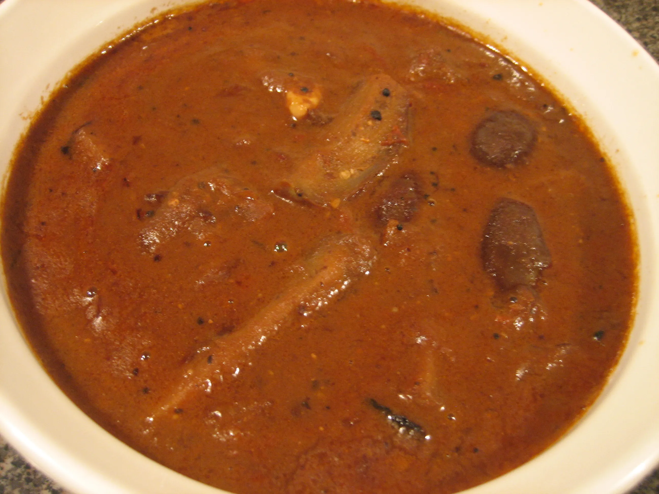 Vinitha's Arachi vekkira Pulikuzhambu