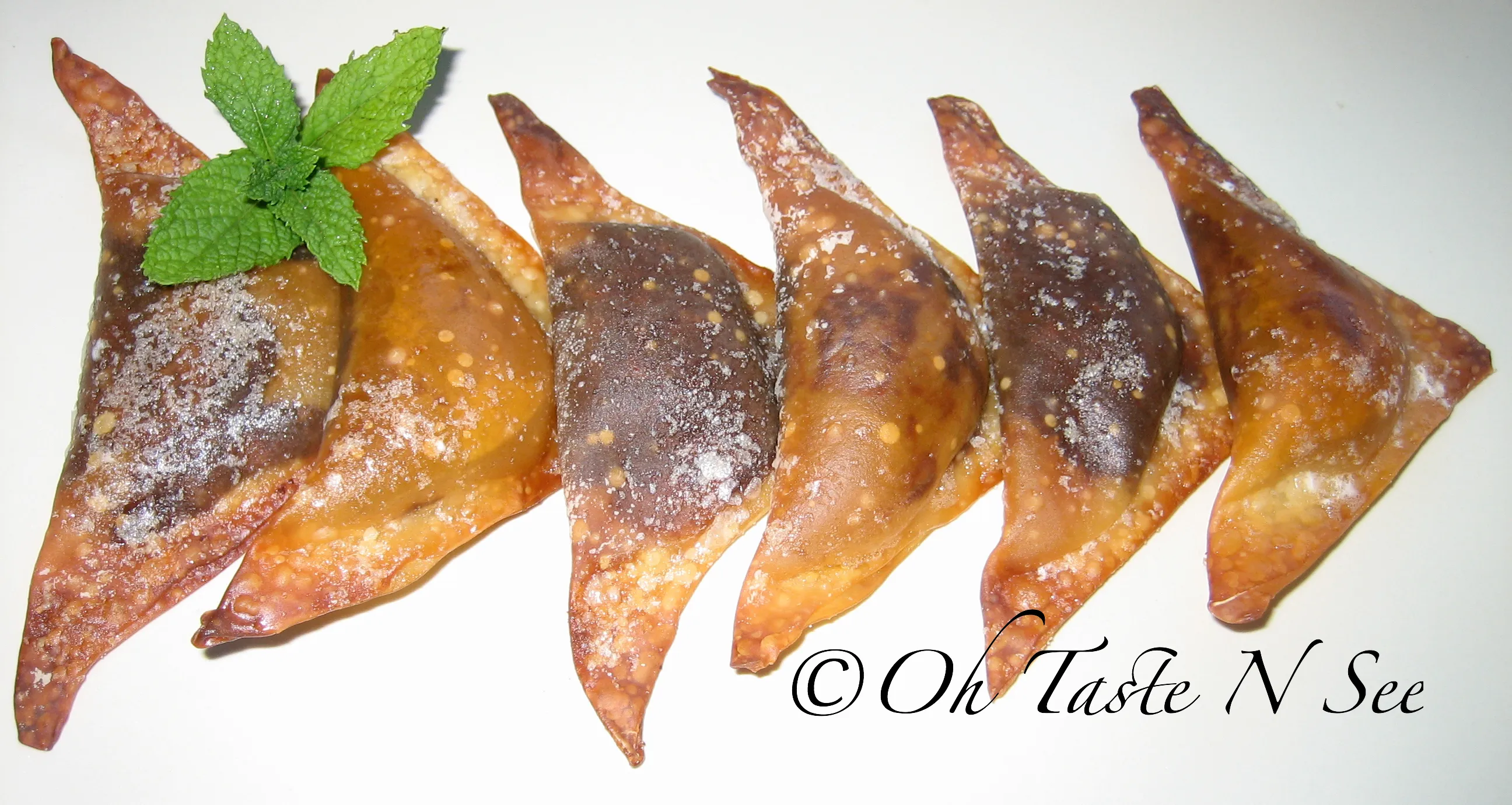 Baked Nutella Wonton Crisps