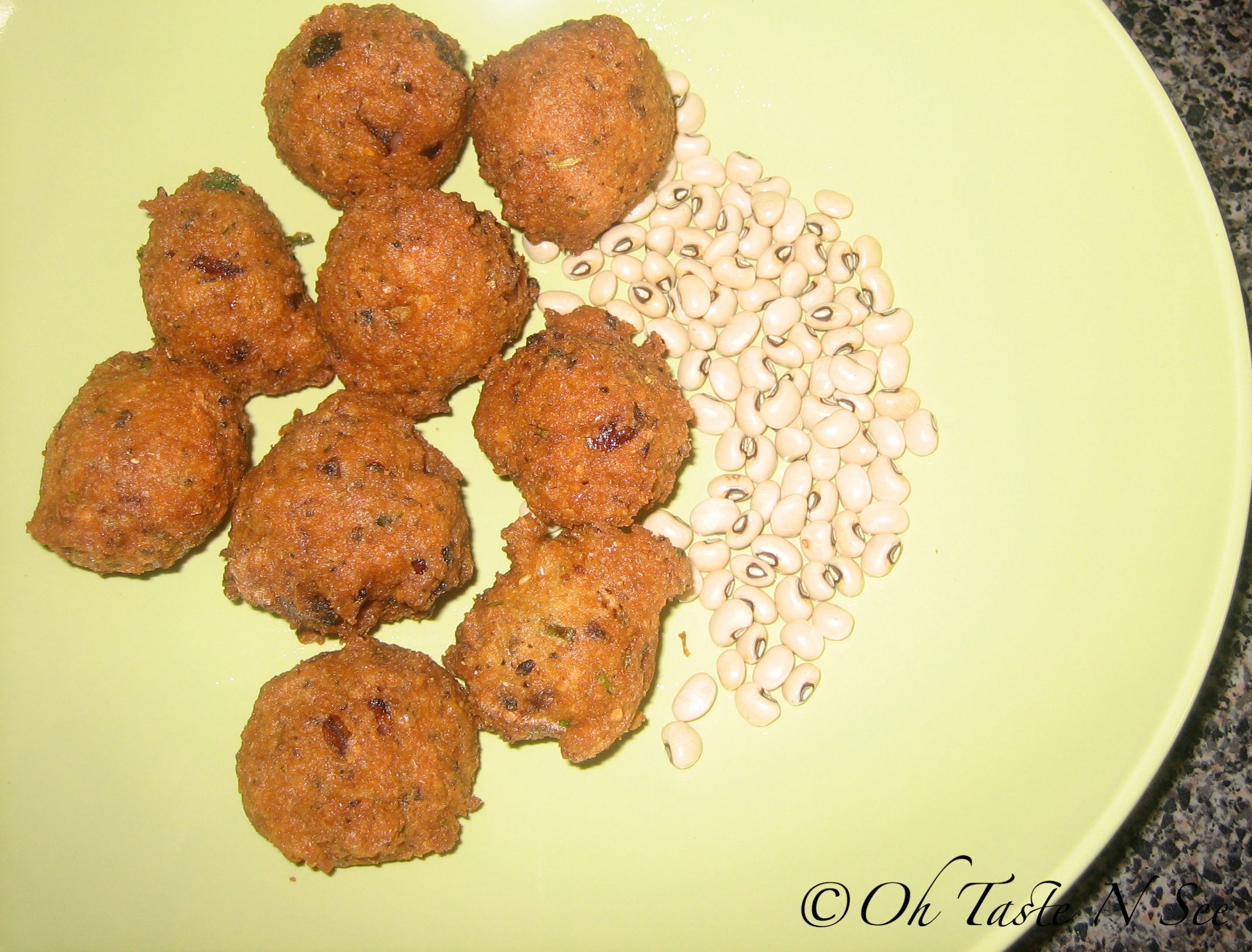 Acarajé/Accara - Brazilian Black eyed pea fritters
