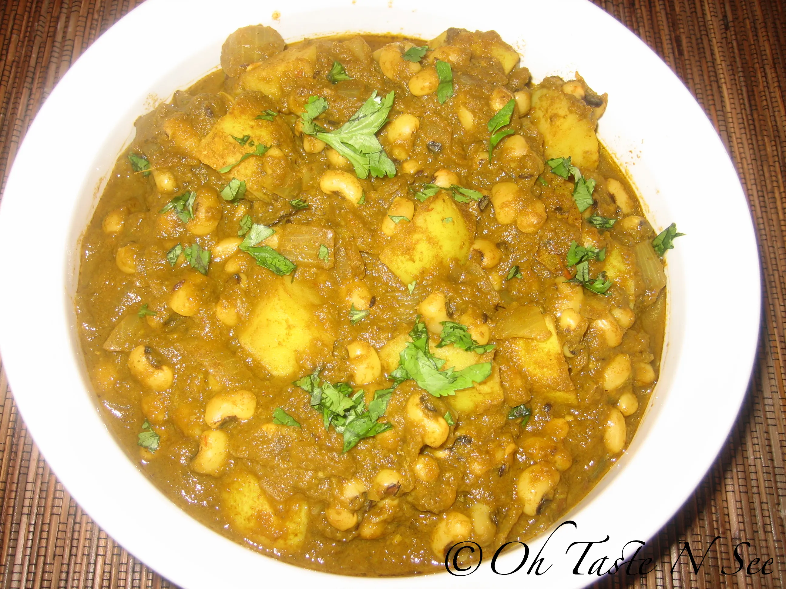 Black eyed peas green kurma 2