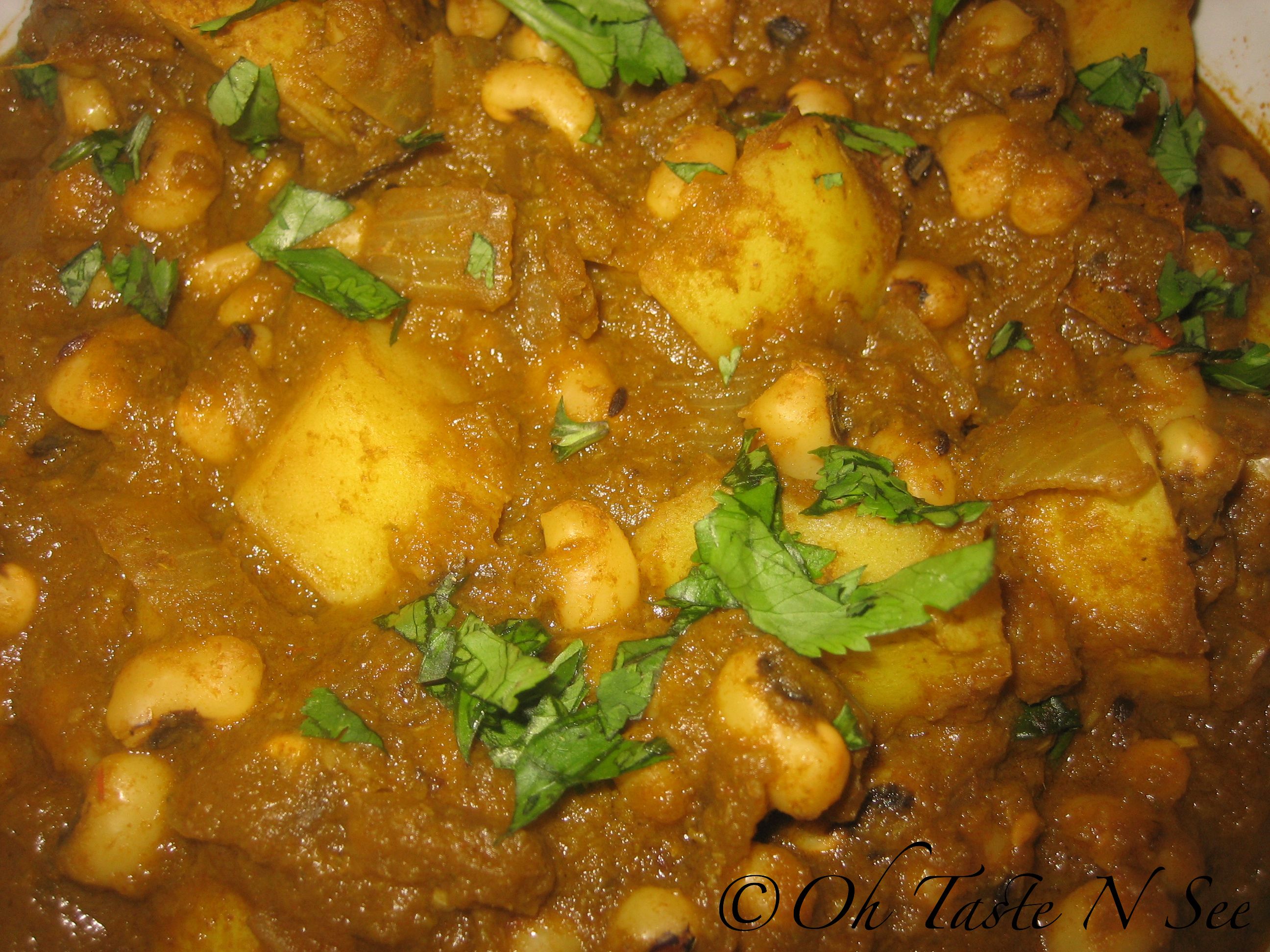 Black eyed peas green kurma