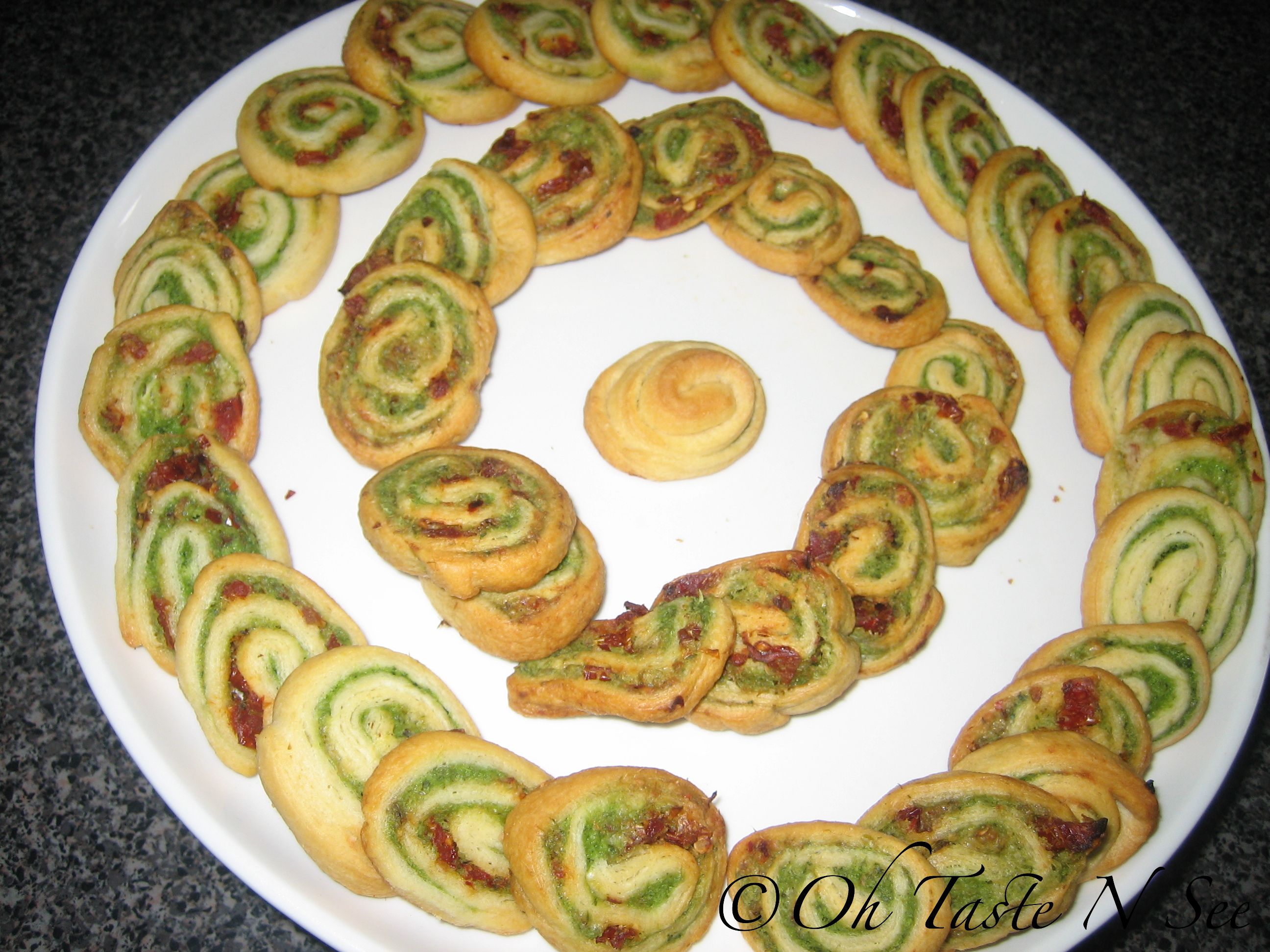 Green chutney Pinwheels