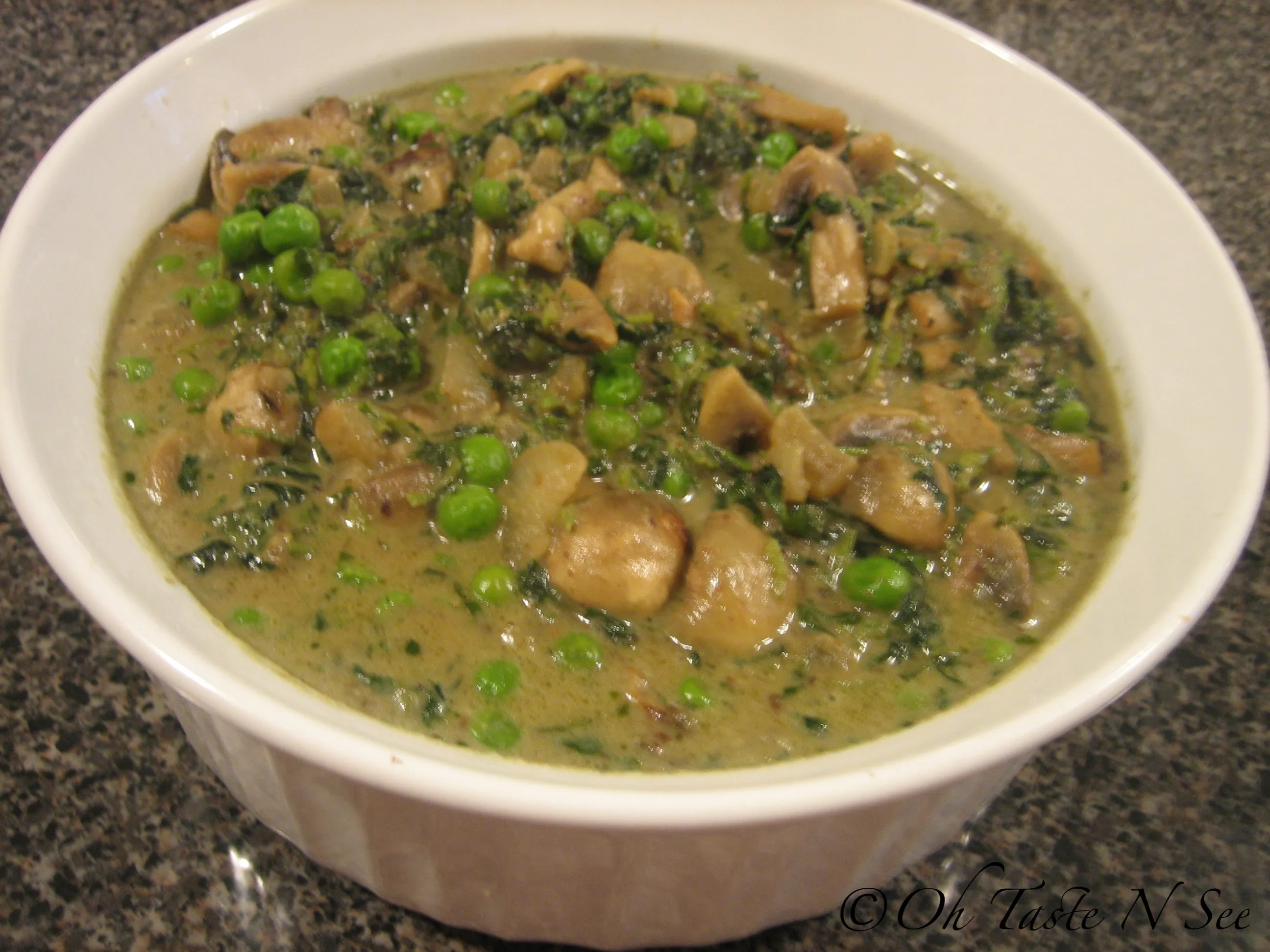 Methi Mushroom Mutter Masala