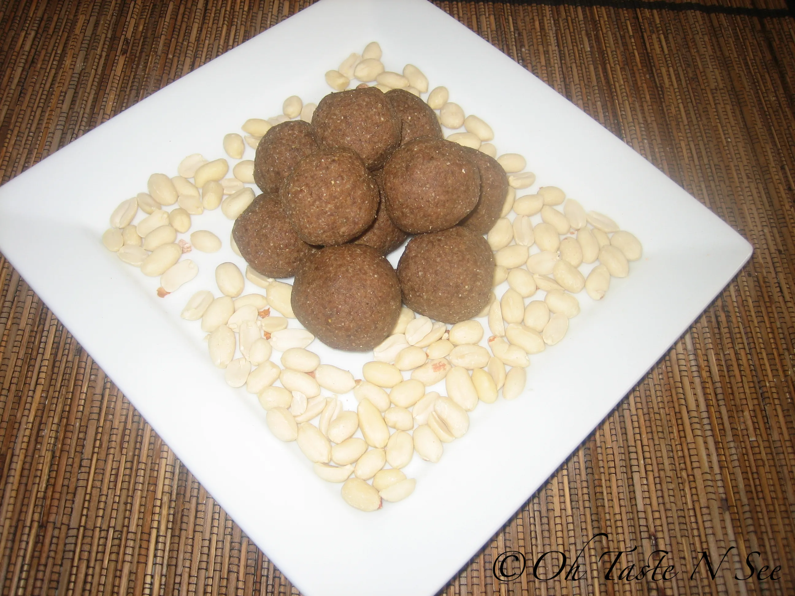 Flax Peanut Ladoo 2