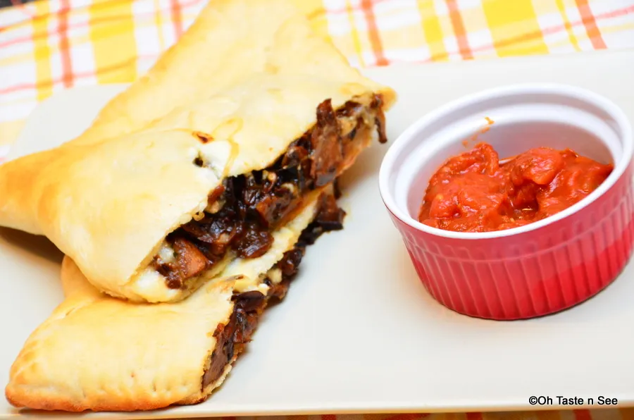 caramelized onion and mushroom calzone 4