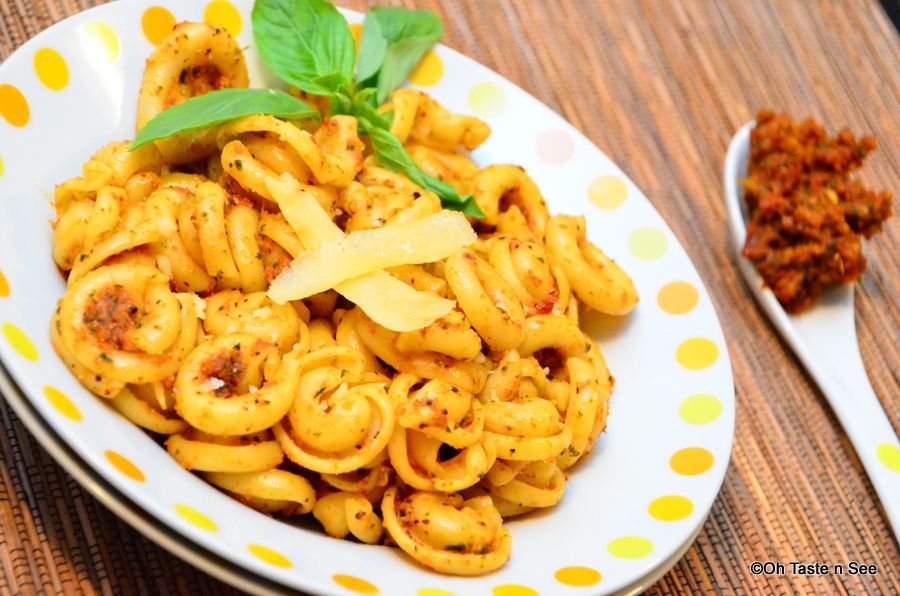 Cappelletti with Sundried Tomato n Almond Pesto
