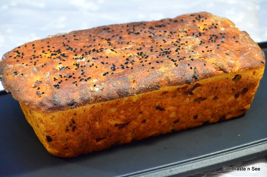 whole wheat onion bread 4