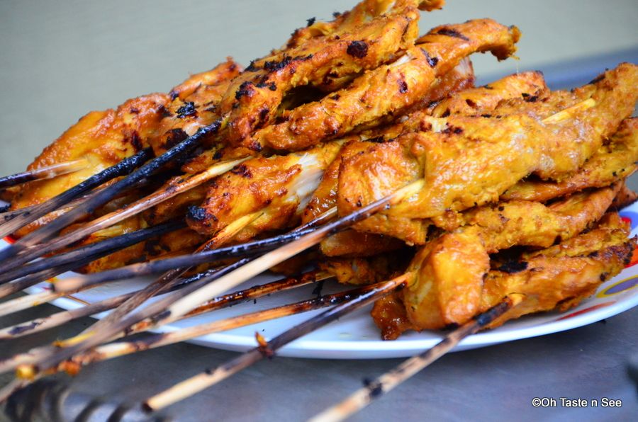 Chicken Satay with Peanut Dipping Sauce