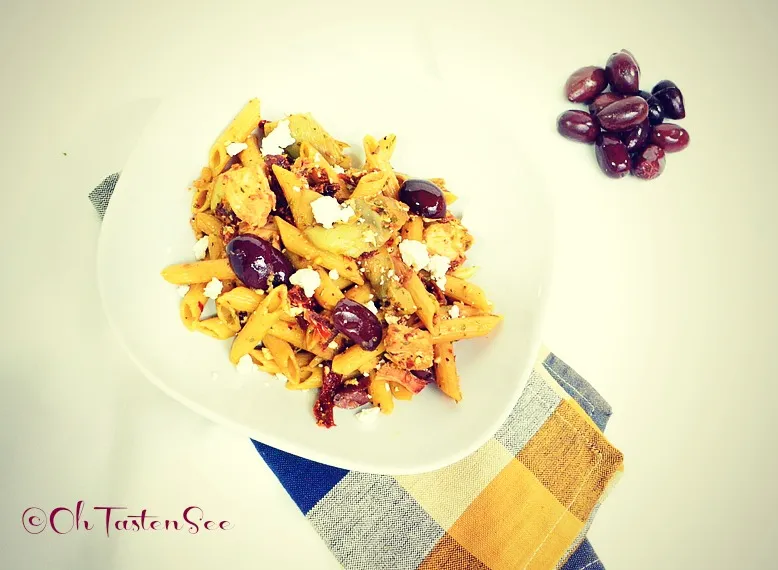 Greek chicken pasta