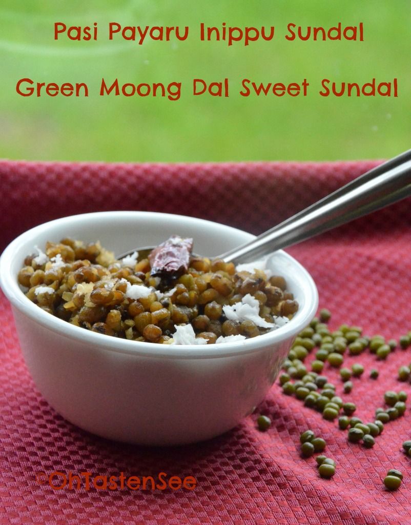 Pasi Payaru Inippu Sundal/Green Moong Dal Sweet Sundal