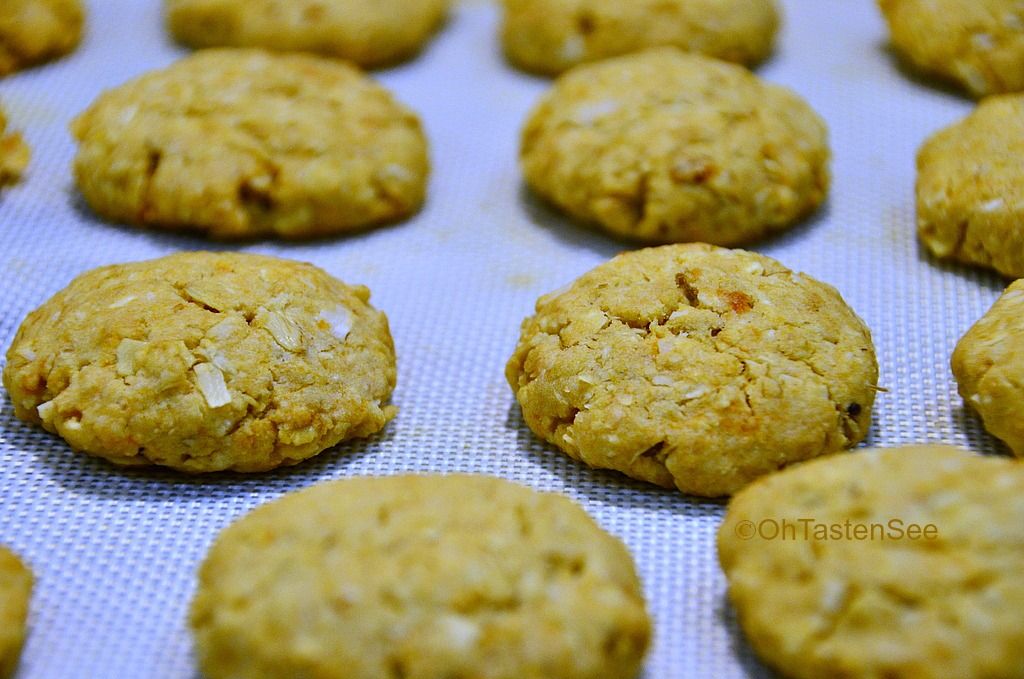 Sugar Free Anzac Biscuits - Whole wheat Sugar Free Oat Coconut Cookies